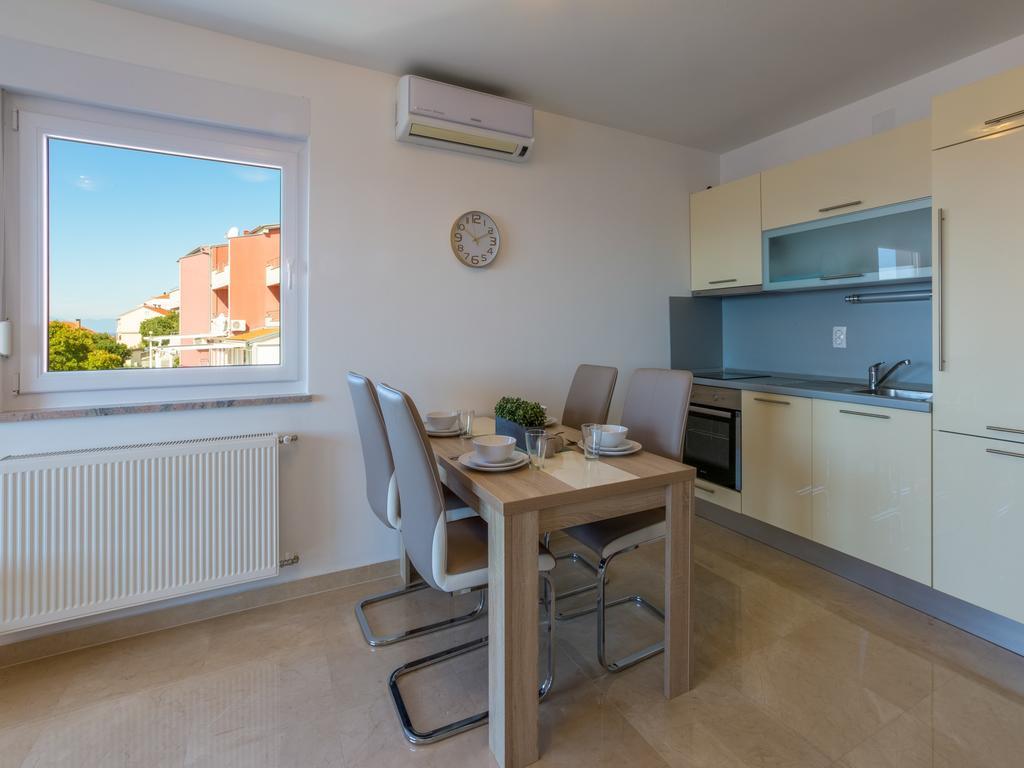 Apartments Livaja Crikvenica Exteriör bild