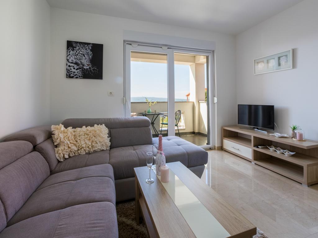 Apartments Livaja Crikvenica Exteriör bild