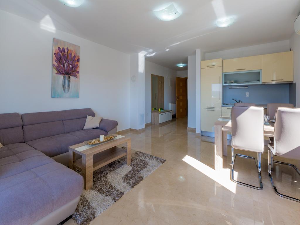 Apartments Livaja Crikvenica Exteriör bild